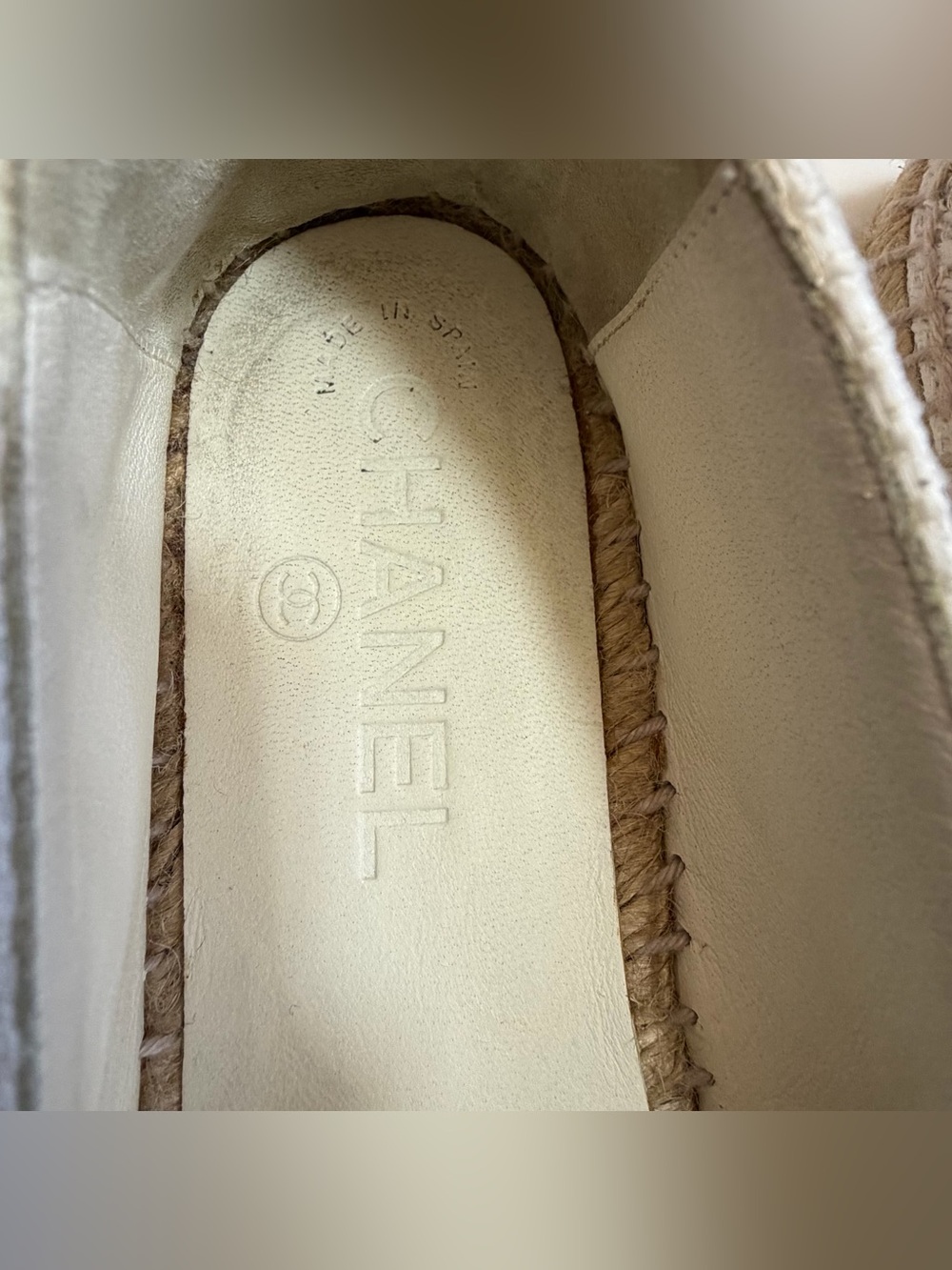 Chanel CC Tweed Cow Print Cap Toe Espadrilles Flats White Black Size 37 Womens - Picture 4 of 10